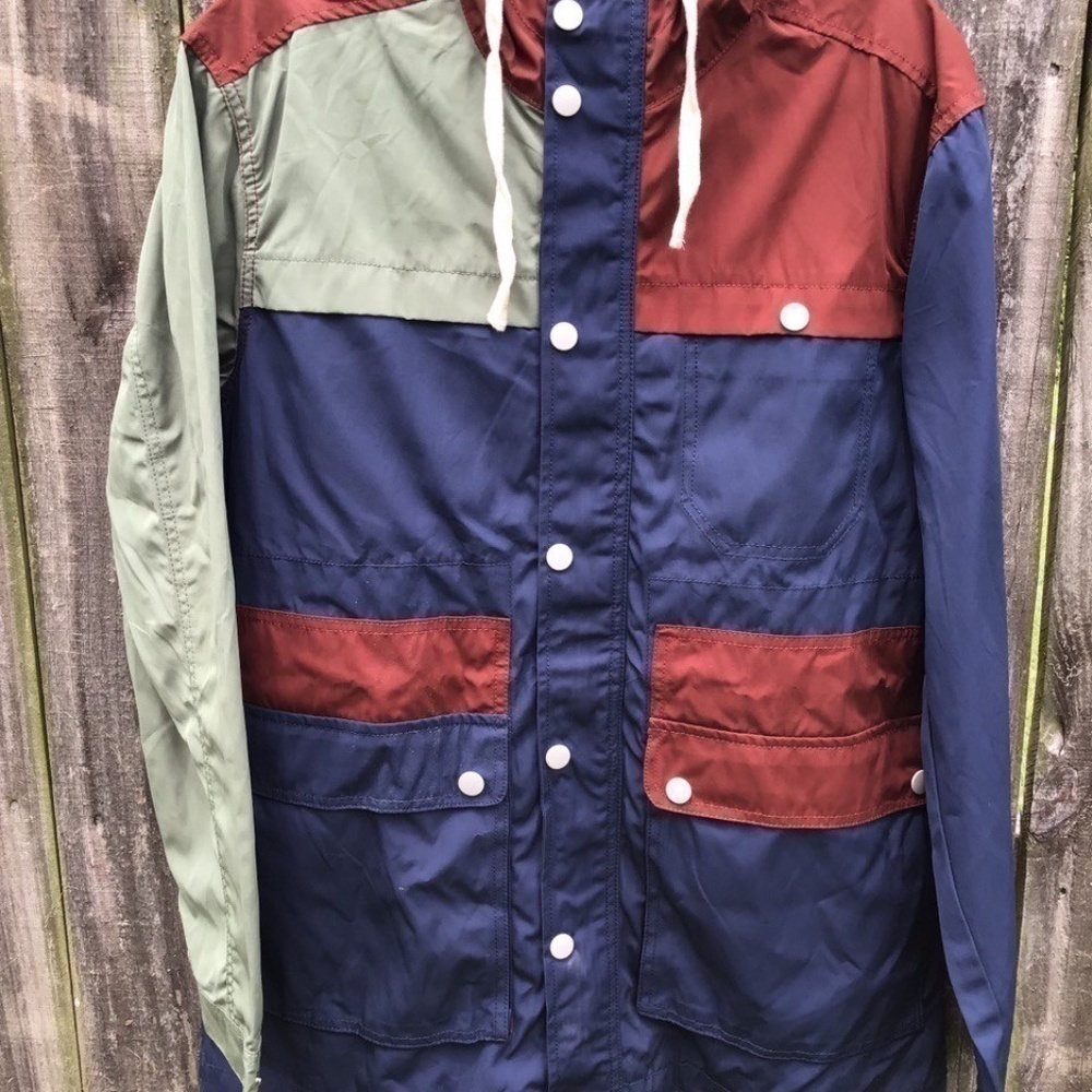 Jack Threads Color Block Mens Raincoat.